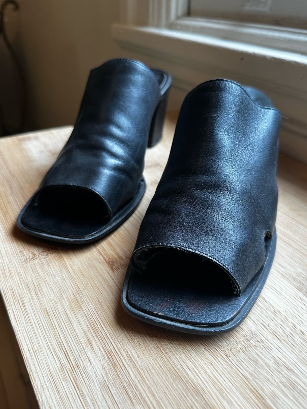 Vintage 2000s Nine West Black Real Leather Open-Toe Block Heels